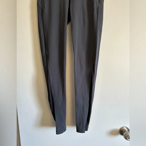 Lululemon Athletica Blue Tied/Black Gray Smooth Stride Tight Leggings size 6 - Picture 11 of 16